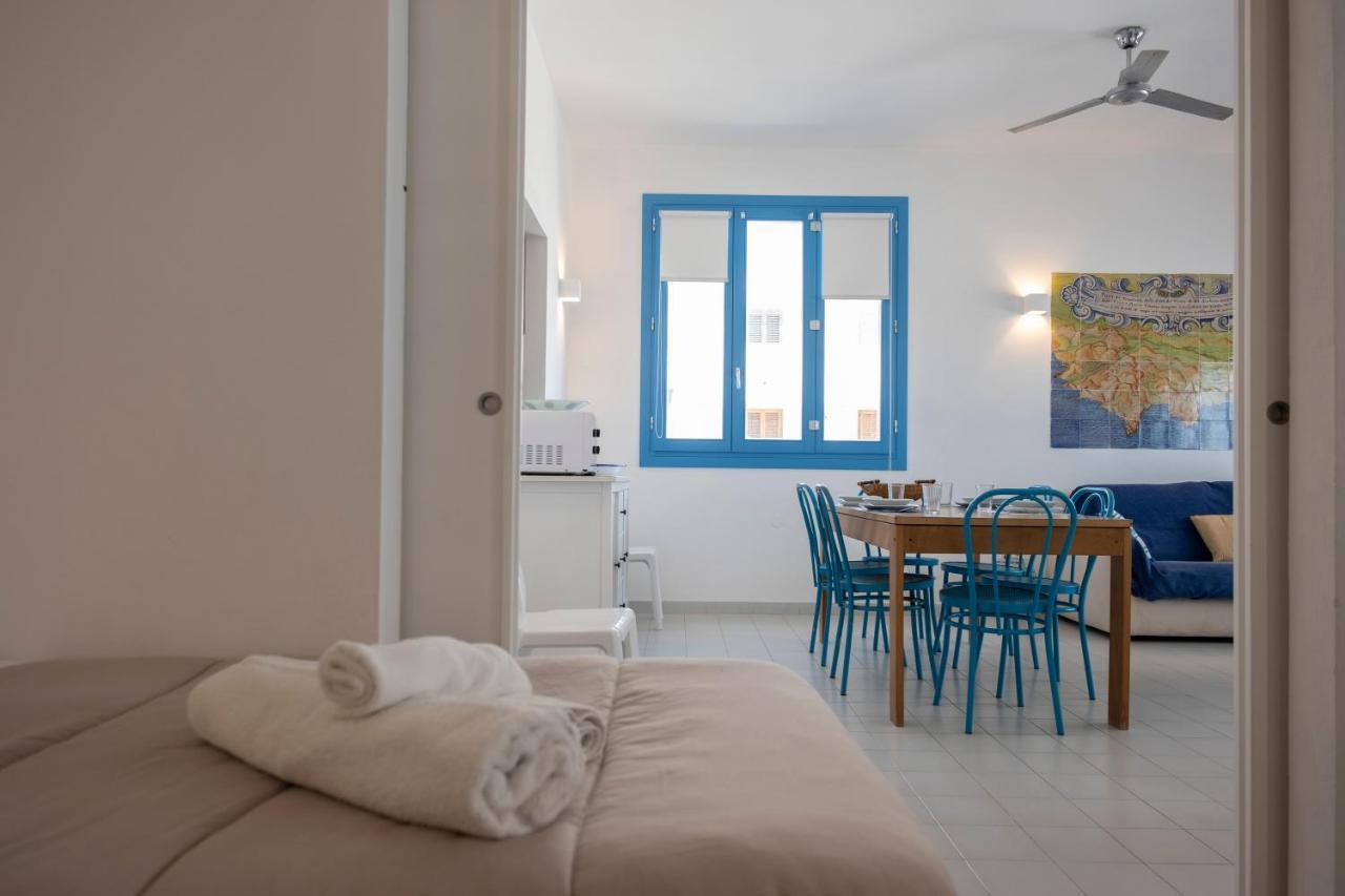 Casa Azzurra Sul Mare E Centralissima سان فيتو لو كابو المظهر الخارجي الصورة