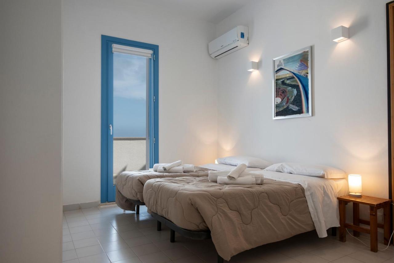 Casa Azzurra Sul Mare E Centralissima سان فيتو لو كابو المظهر الخارجي الصورة